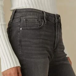 Wyatt Classic Flare Jean -Eternal Jewelry Store 367c9fa1 c623 4abd 9e13 cce4c00dab46