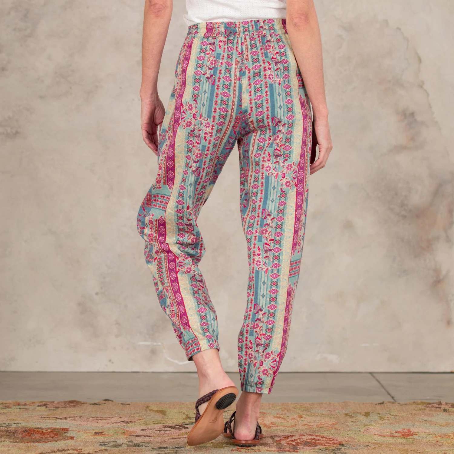 Jessenia Joggers 2 Jessenia Joggers - Image 2