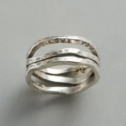 Love’s Timeline Ring