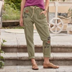 Natalia Embroidered Pants - Petites -Eternal Jewelry Store 6ea4b038 25f3 414d 861a 439e98f89f0e