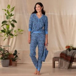 Long Johnna Floral Pajamas - Petites -Eternal Jewelry Store 6efce88e 94a7 482e a70a 61ff7424336d