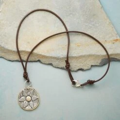 Sol De Tournesol Necklace -Eternal Jewelry Store 83e63f96 1ebc 45f8 bf44 962047c52ac5