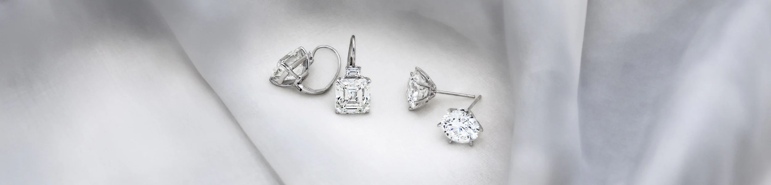 Eternal Jewelry Store -Eternal Jewelry Store Diamond Studs