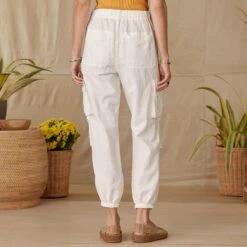 Hansa Blooms Joggers - Petites