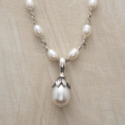Lotus Pearl Necklace -Eternal Jewelry Store cd9f8514 e0fb 4eae a08b 8db18b69b836