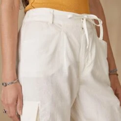 Hansa Blooms Joggers - Petites -Eternal Jewelry Store e95bcb59 54d0 4621 beb0 6dbf9d642d9b