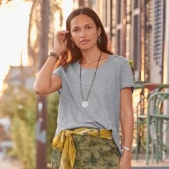 Perfect Everyday Tee -Eternal Jewelry Store eb97bd08 93c6 40c7 b031 2619c59ab5d7