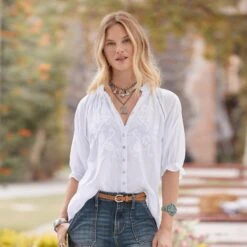 Easy Essence Blouse -Eternal Jewelry Store fe1b8349 a64e 425f bc7d c1281542824e